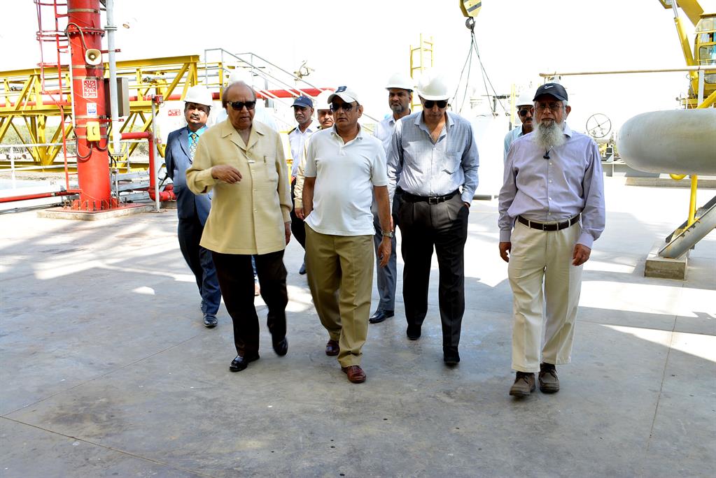 Chairman PQA visited LNG Terminal on 26th April, 2018 - 19