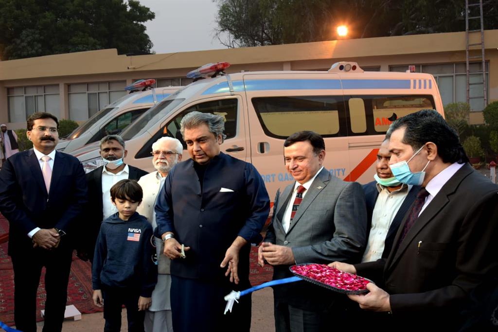 Federal Minister Inaugurated Ambulance Services - 15