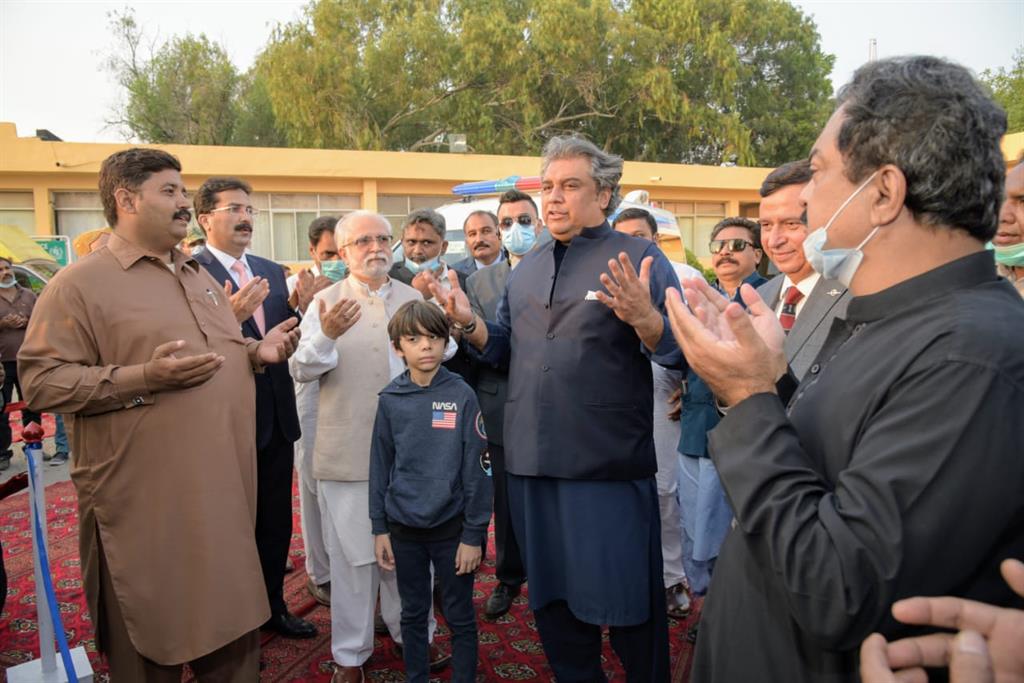 Federal Minister Inaugurated Ambulance Services - 7